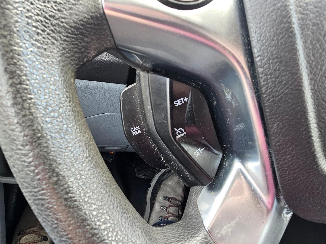 Ford Transit Van T-250 148" Med Rf 9000 GVWR Sliding RH Dr 2017