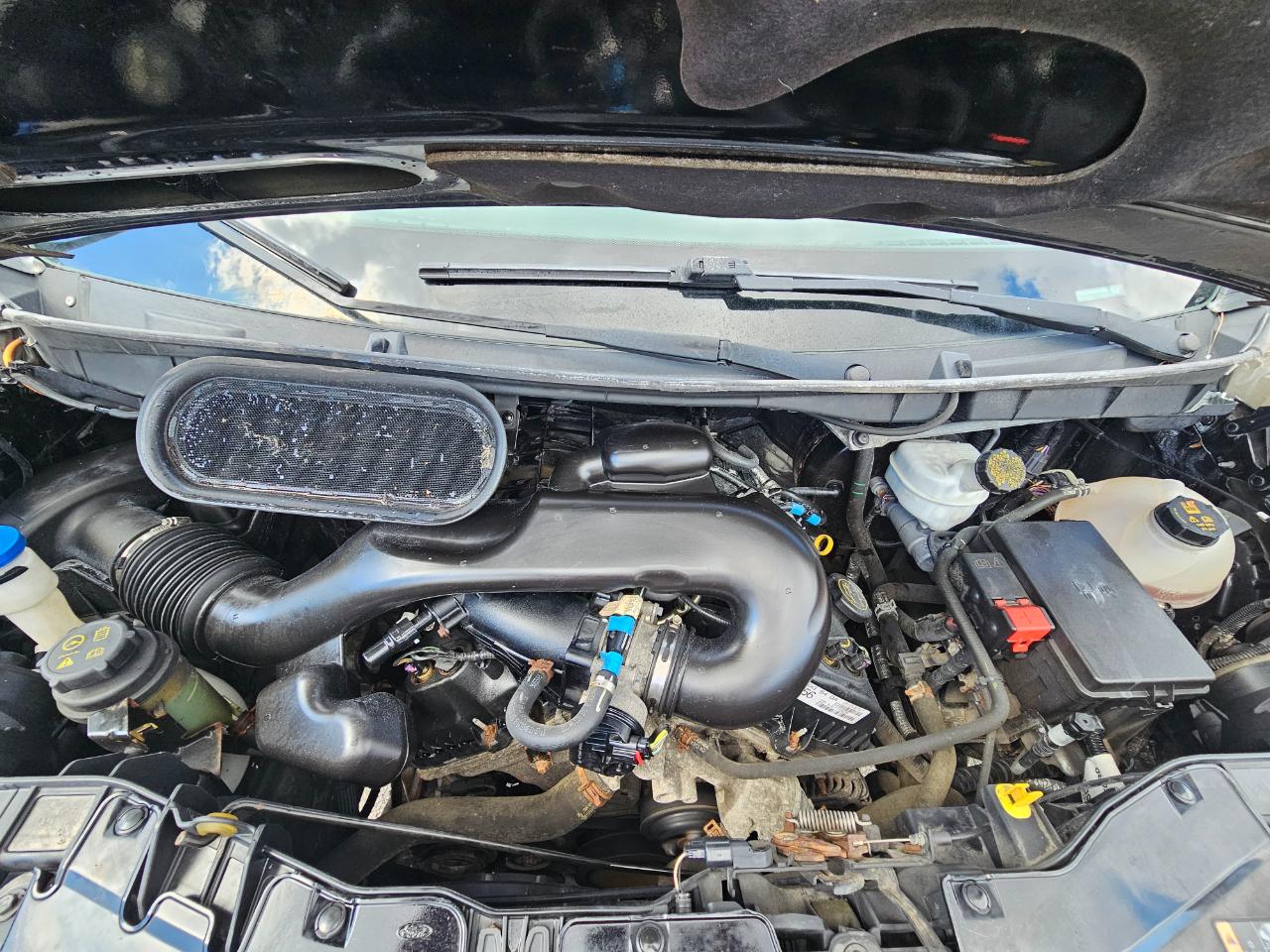 Ford Transit Van T-250 148" Med Rf 9000 GVWR Sliding RH Dr 2017