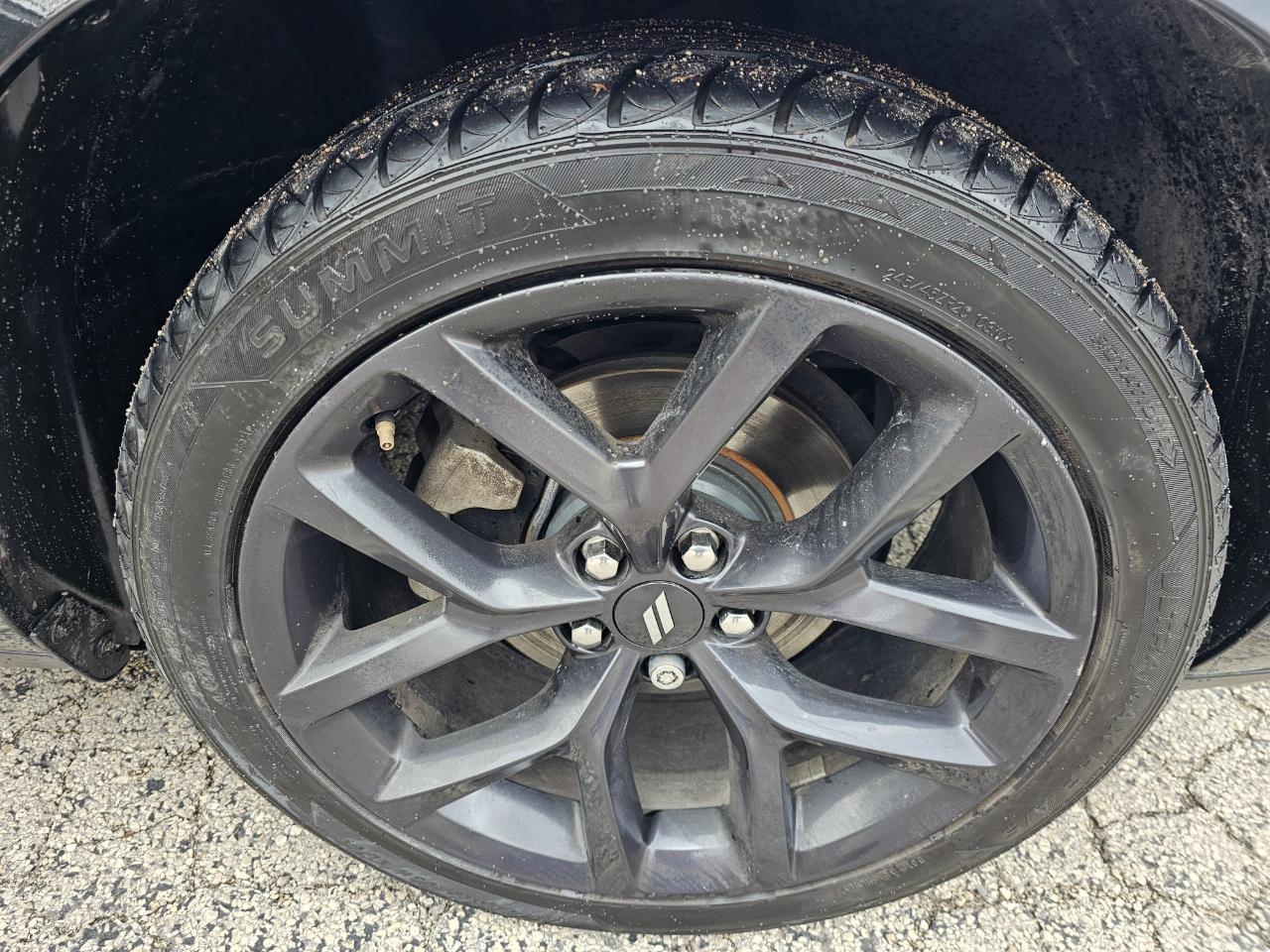 Dodge Challenger SXT RWD 2021