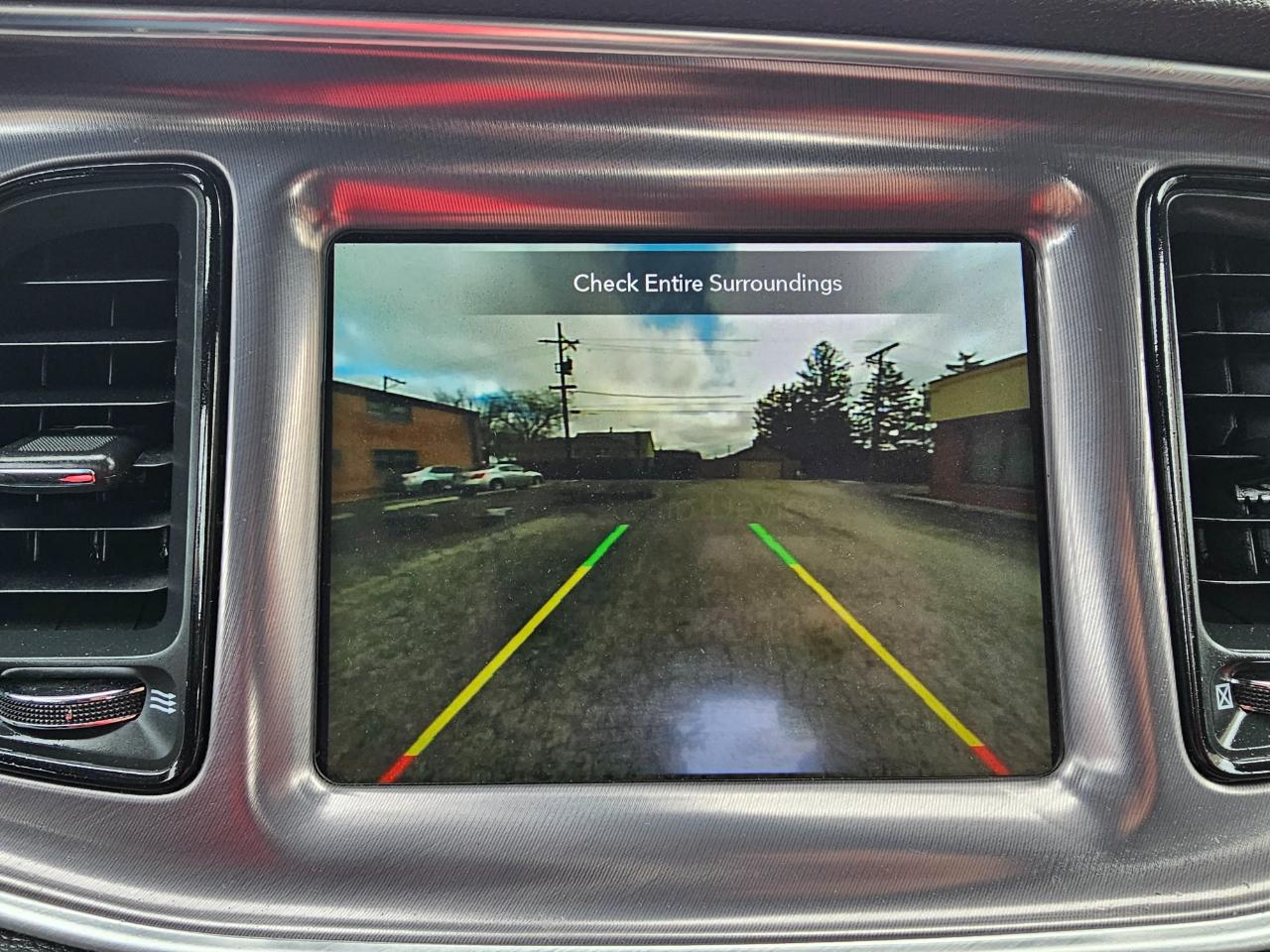 Dodge Challenger SXT RWD 2021