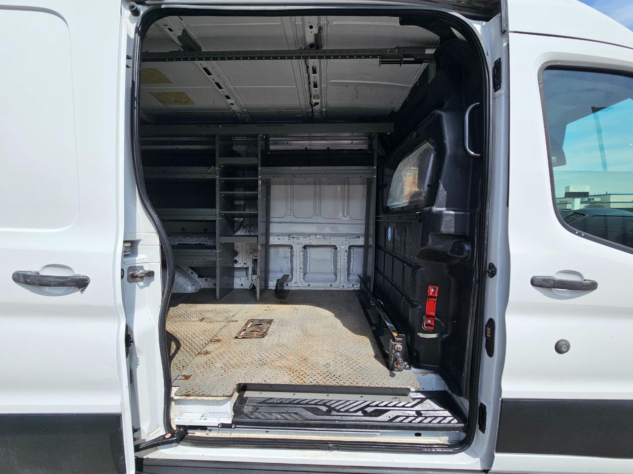 Ford Transit Van T-350 148" Med Rf 9500 GVWR Sliding RH Dr 2019