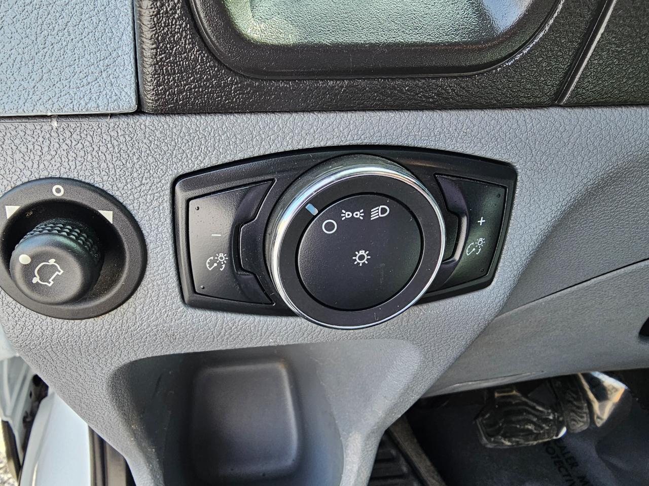 Ford Transit Van T-350 148" Med Rf 9500 GVWR Sliding RH Dr 2019