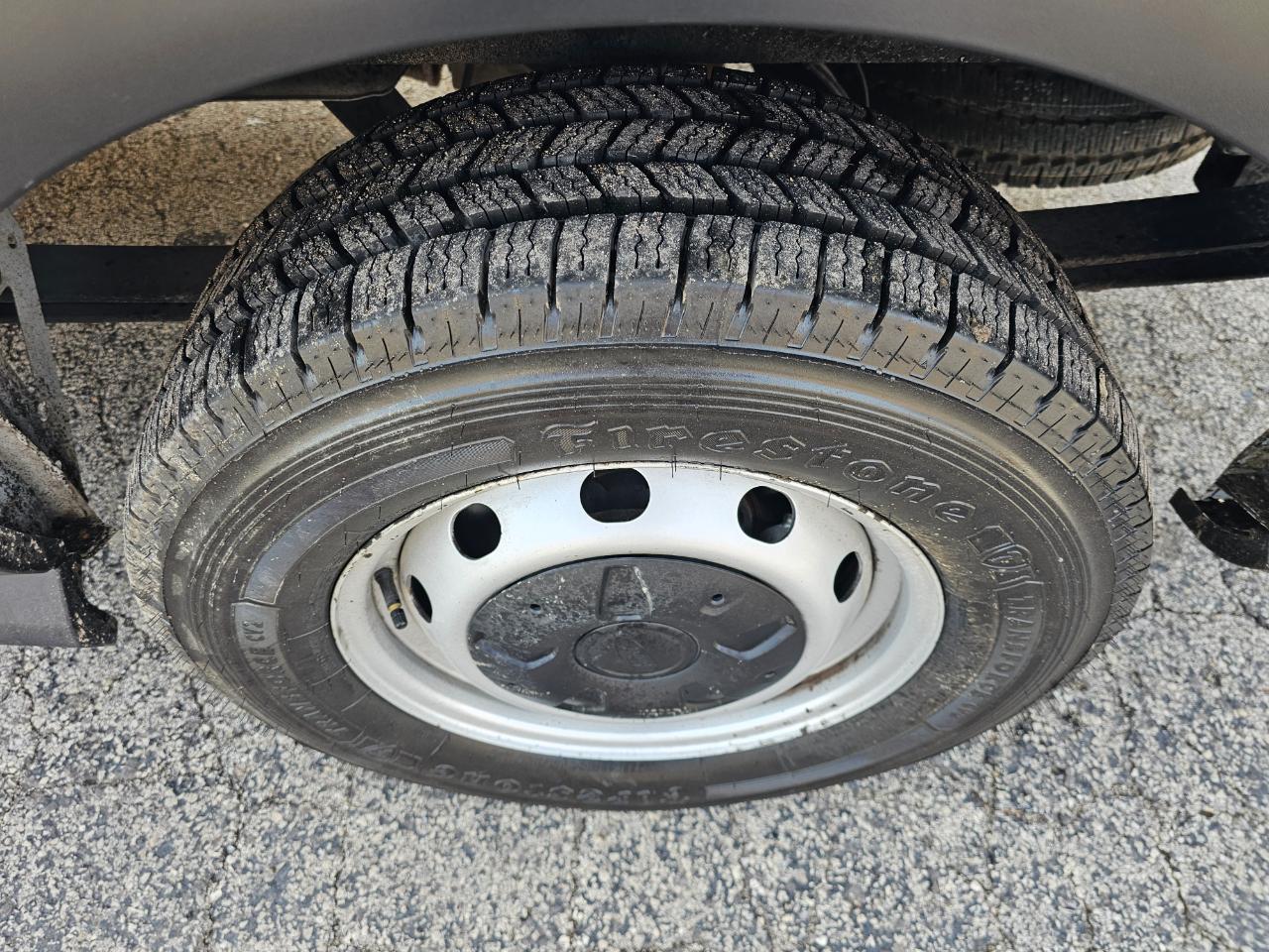 Ford Transit Van T-350 148" Med Rf 9500 GVWR Sliding RH Dr 2019