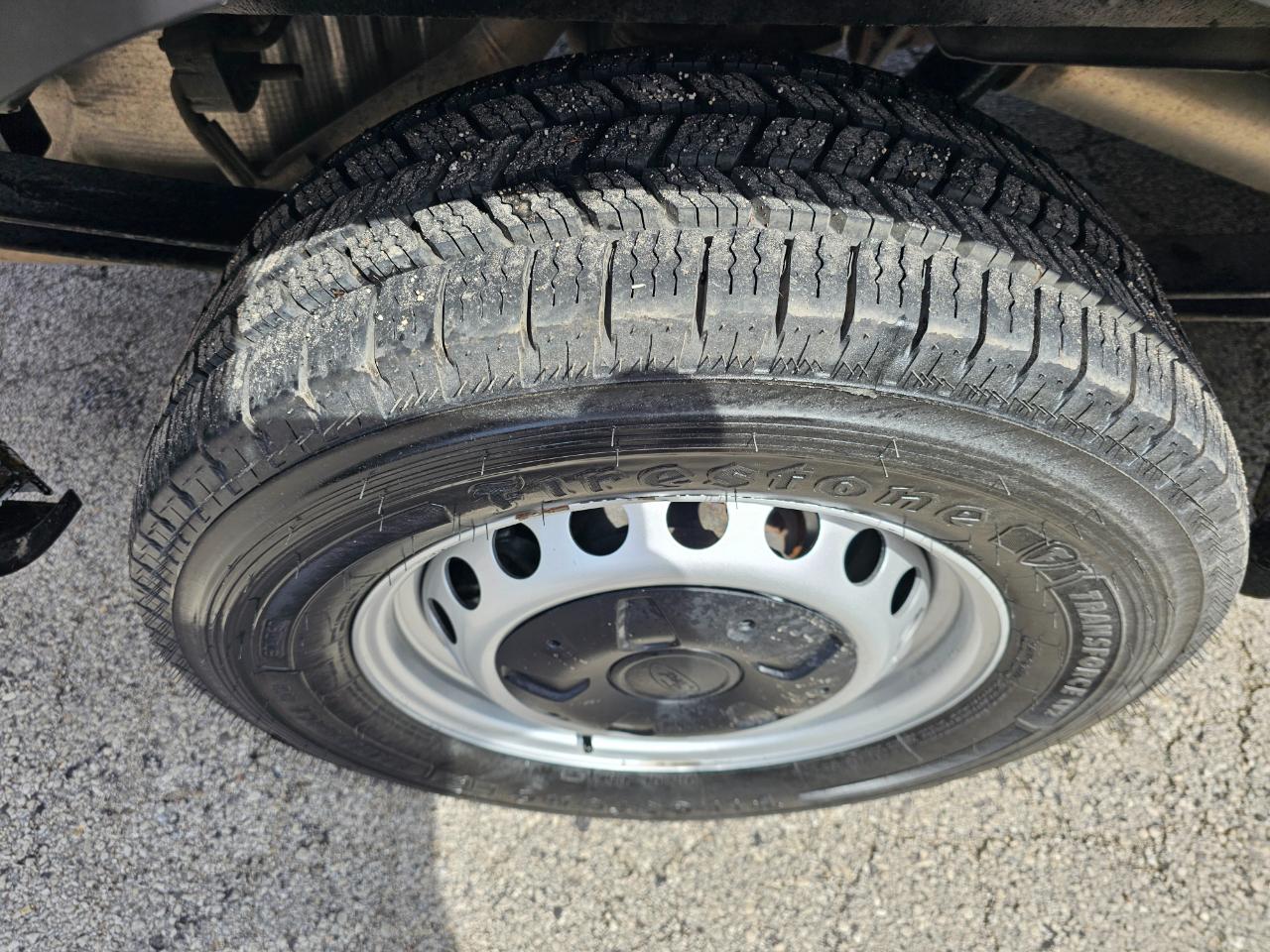 Ford Transit Van T-350 148" Med Rf 9500 GVWR Sliding RH Dr 2019