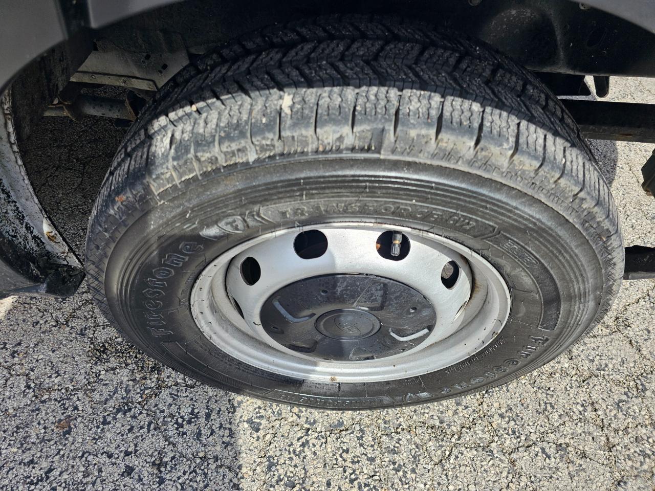 Ford Transit Van T-350 148" Med Rf 9500 GVWR Sliding RH Dr 2019