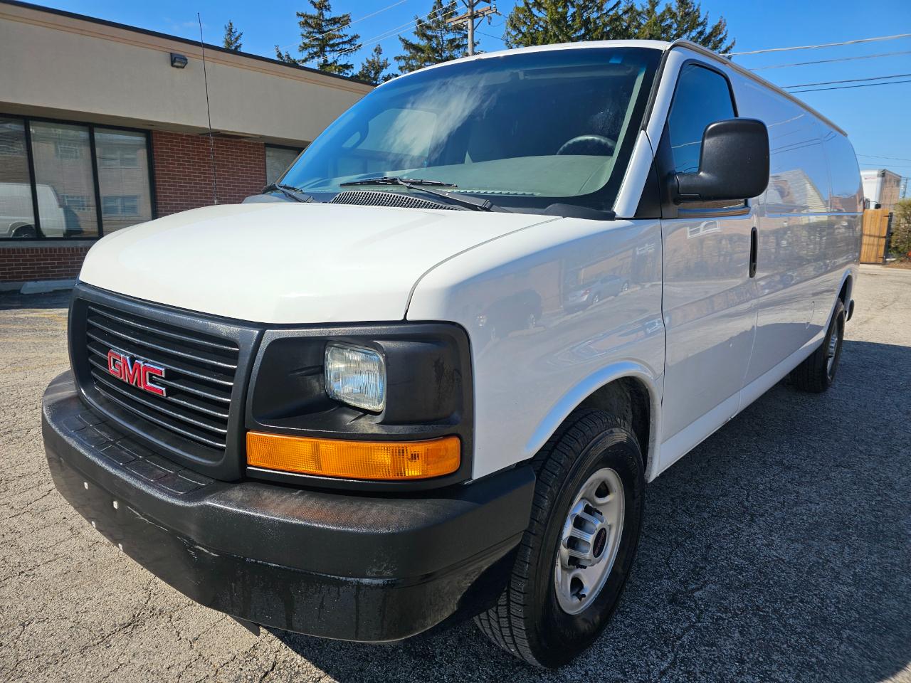 GMC Savana Cargo Van RWD 2500 155" 2016