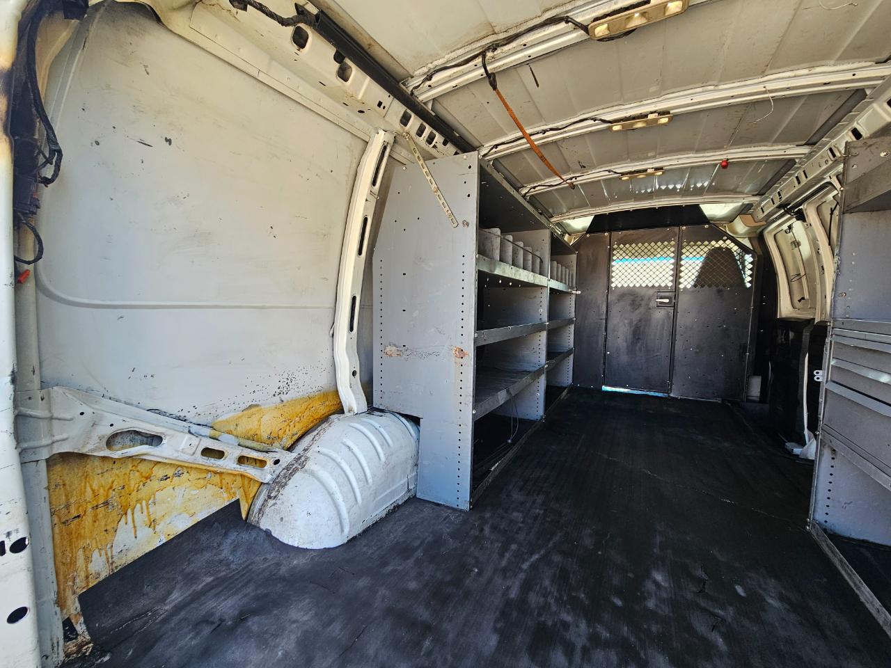 GMC Savana Cargo Van RWD 2500 155" 2016