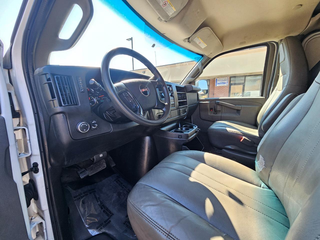 GMC Savana Cargo Van RWD 2500 155" 2016