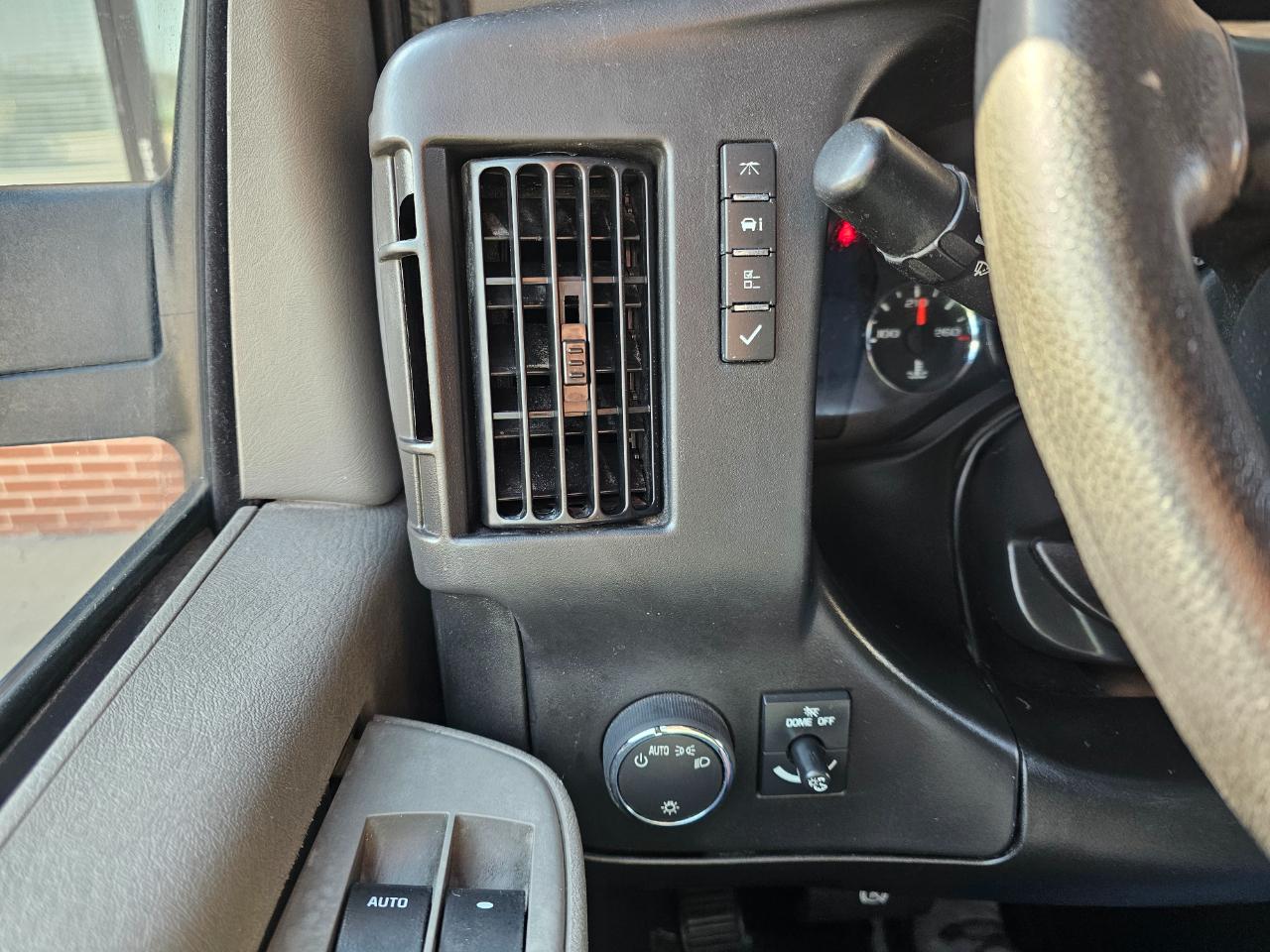 GMC Savana Cargo Van RWD 2500 155" 2016