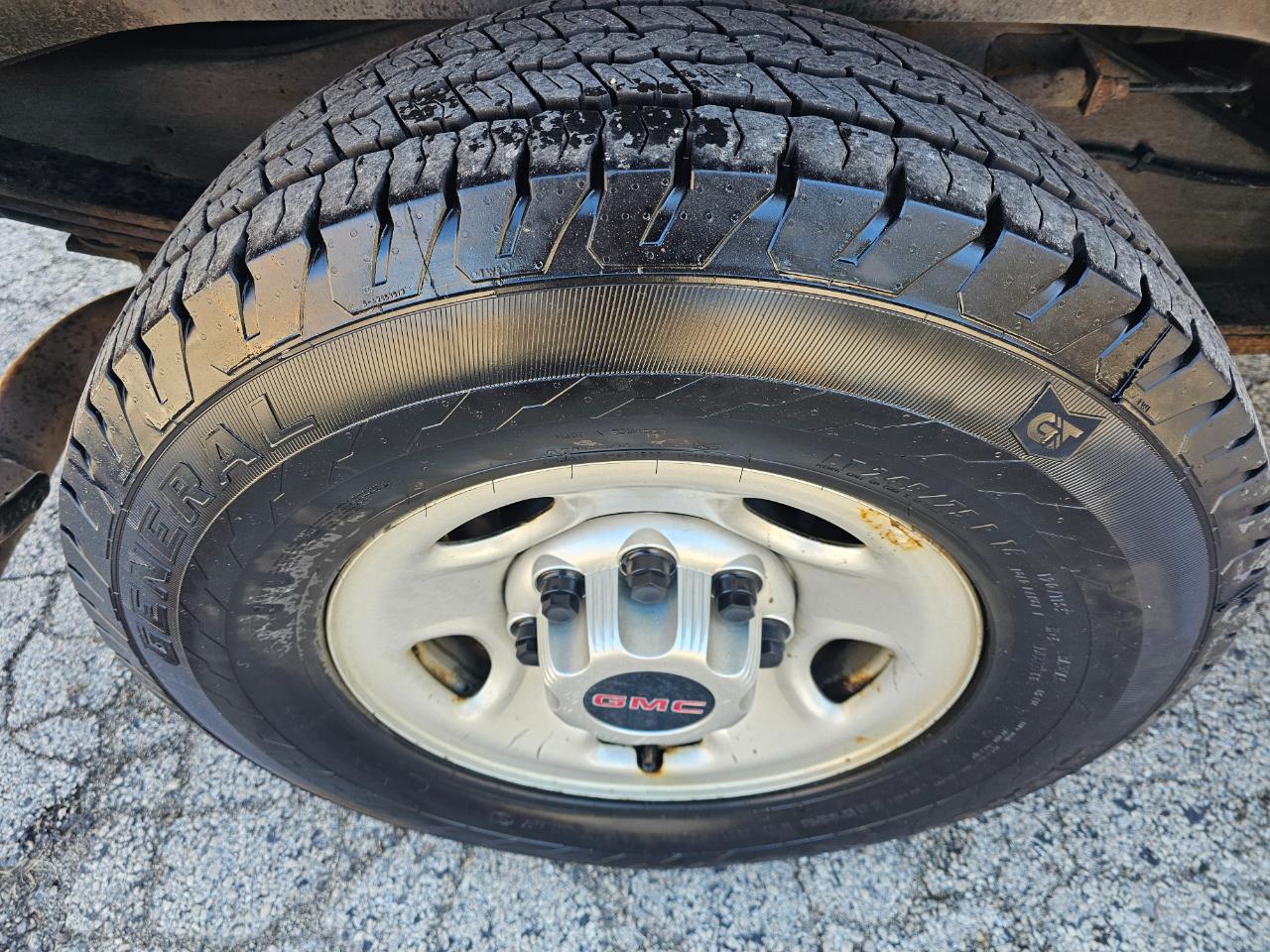 GMC Savana Cargo Van RWD 2500 155" 2016