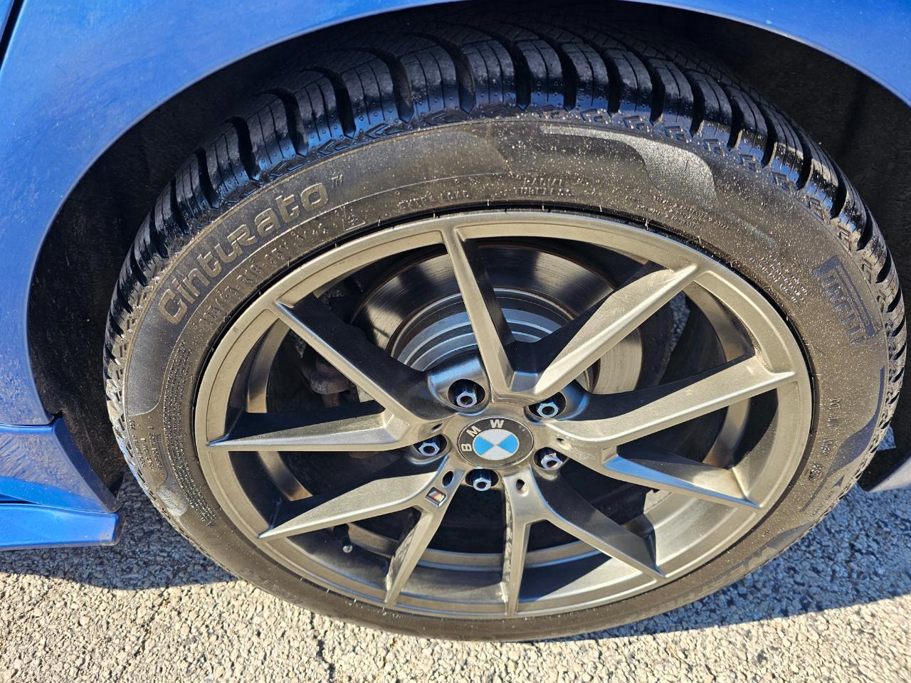 BMW 3 Series 4dr Sdn 328i xDrive AWD SULEV 2013