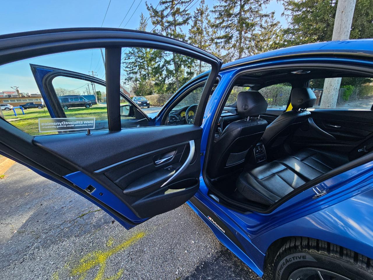 BMW 3 Series 4dr Sdn 328i xDrive AWD SULEV 2013