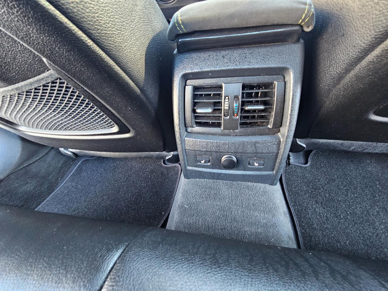 BMW 3 Series 4dr Sdn 328i xDrive AWD SULEV 2013