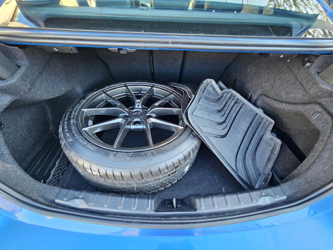 BMW 3 Series 4dr Sdn 328i xDrive AWD SULEV 2013