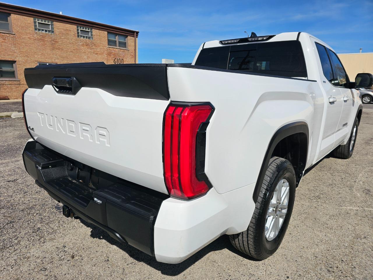Toyota Tundra 4WD SR5 Double Cab 6.5' Bed (Natl) 2022