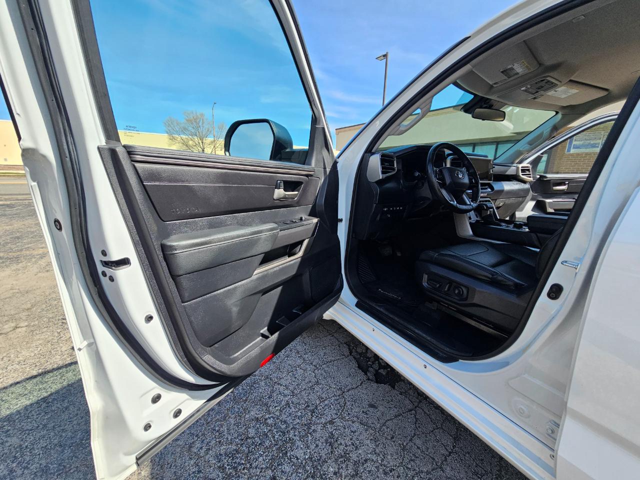 Toyota Tundra 4WD SR5 Double Cab 6.5' Bed (Natl) 2022