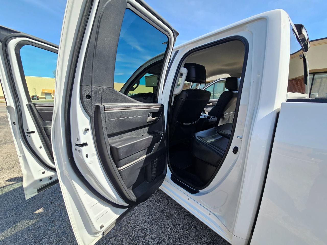 Toyota Tundra 4WD SR5 Double Cab 6.5' Bed (Natl) 2022