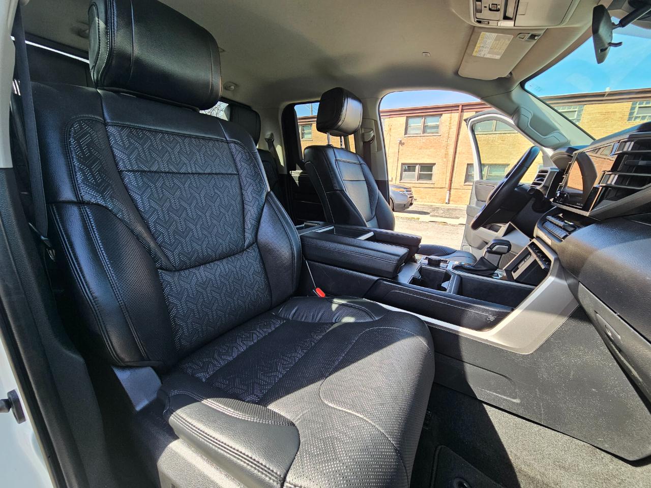 Toyota Tundra 4WD SR5 Double Cab 6.5' Bed (Natl) 2022