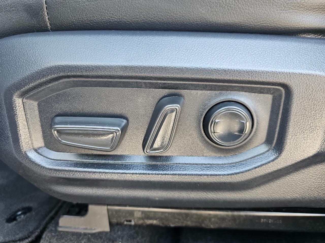 Toyota Tundra 4WD SR5 Double Cab 6.5' Bed (Natl) 2022