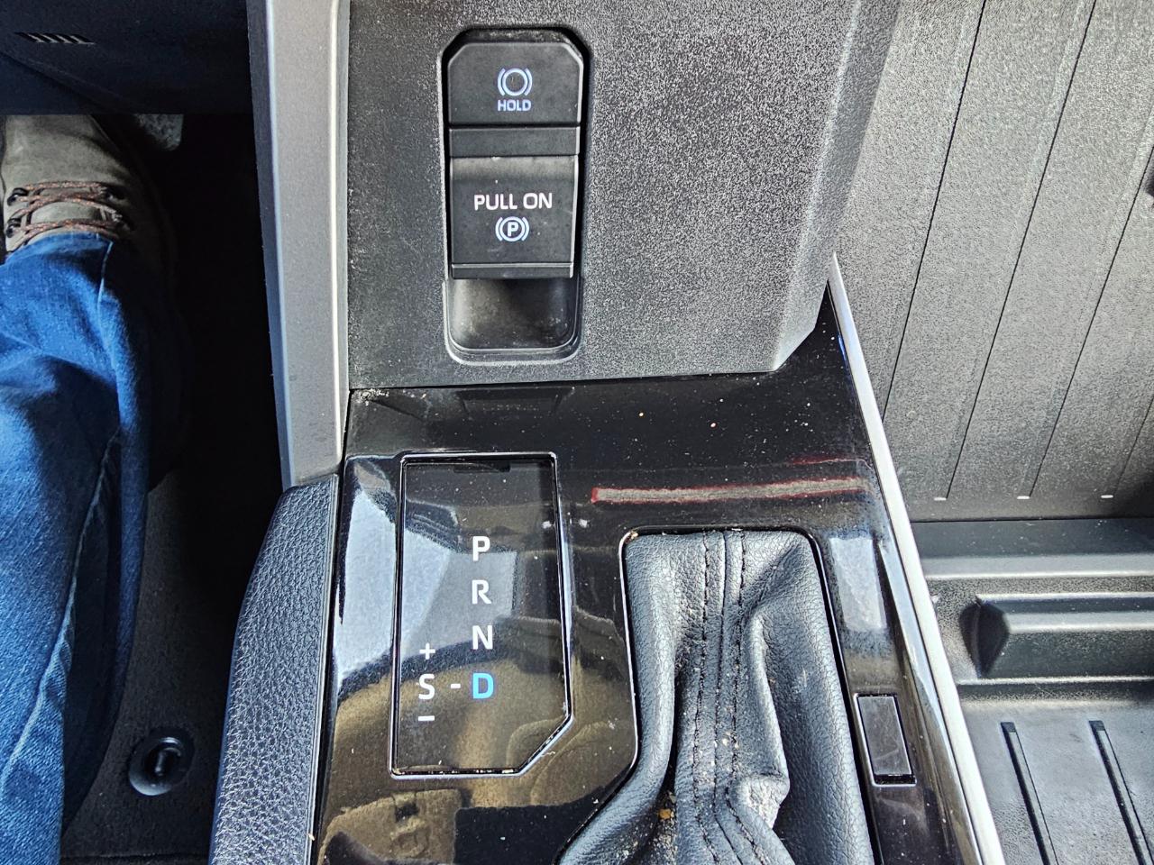 Toyota Tundra 4WD SR5 Double Cab 6.5' Bed (Natl) 2022