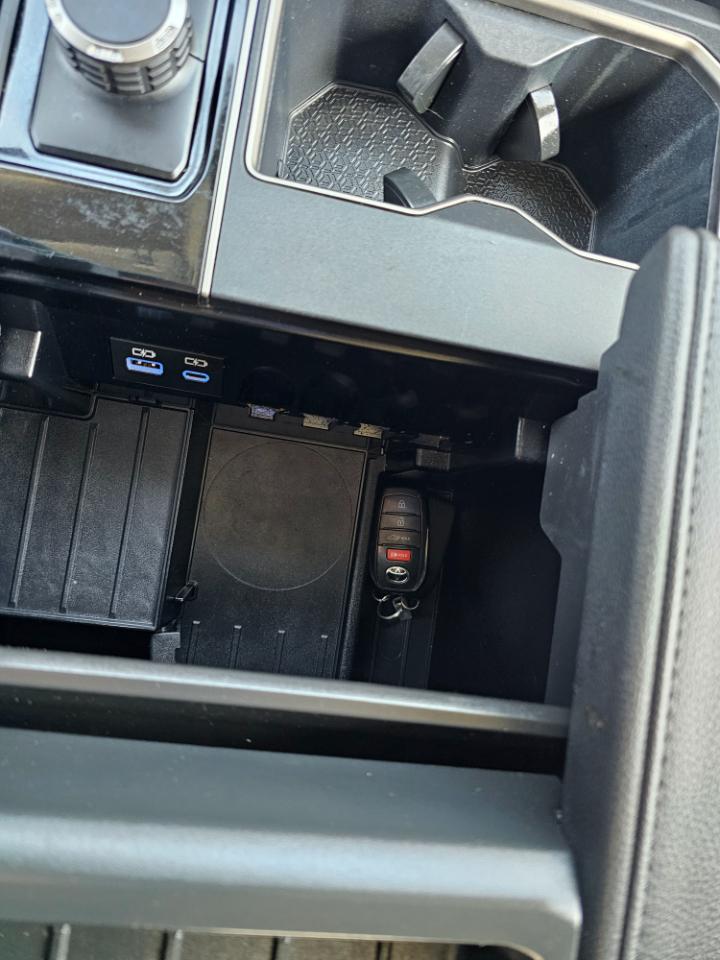 Toyota Tundra 4WD SR5 Double Cab 6.5' Bed (Natl) 2022