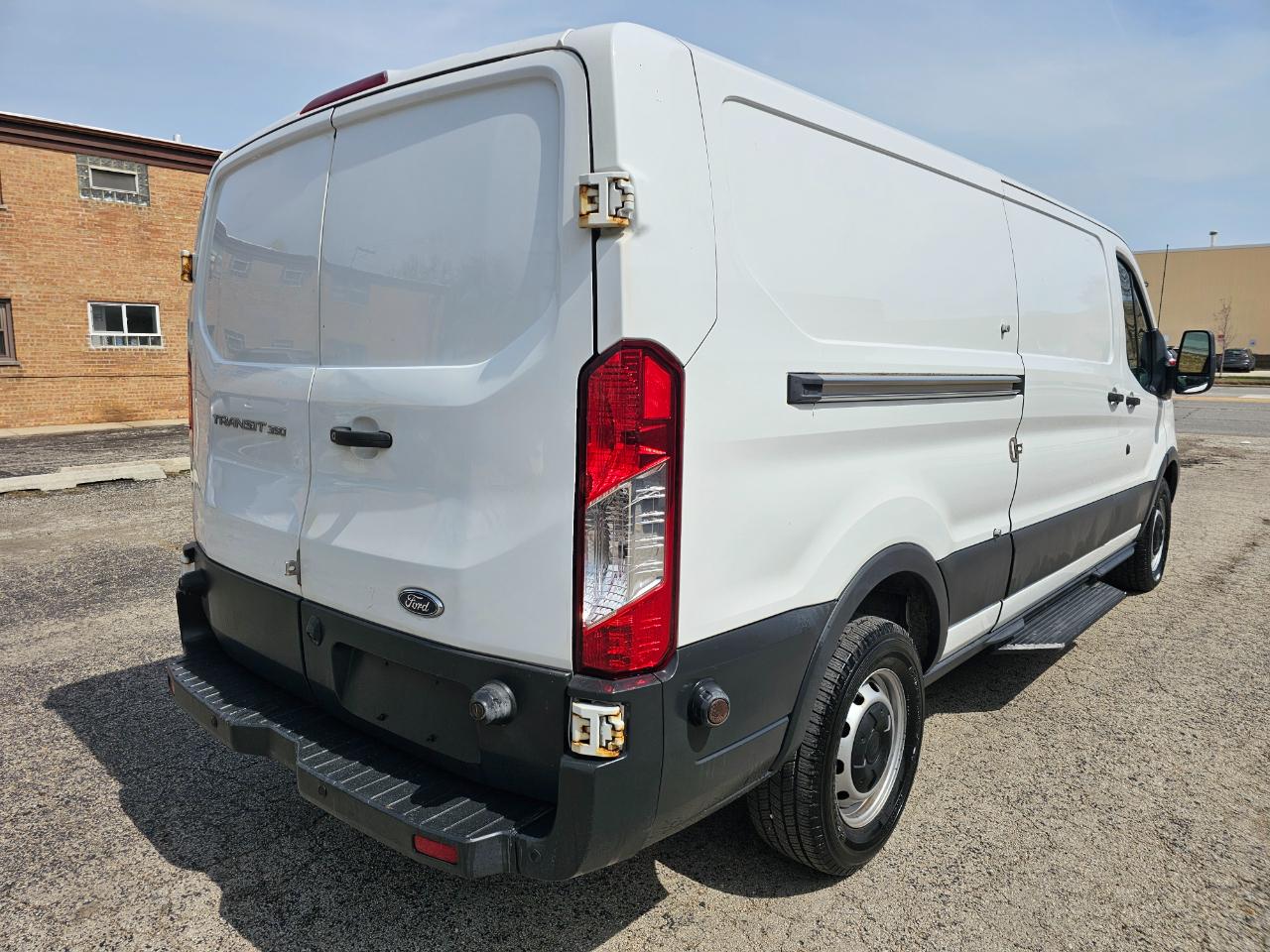 Ford Transit Van T-350 148" Low Rf 9500 GVWR Sliding RH Dr 2018