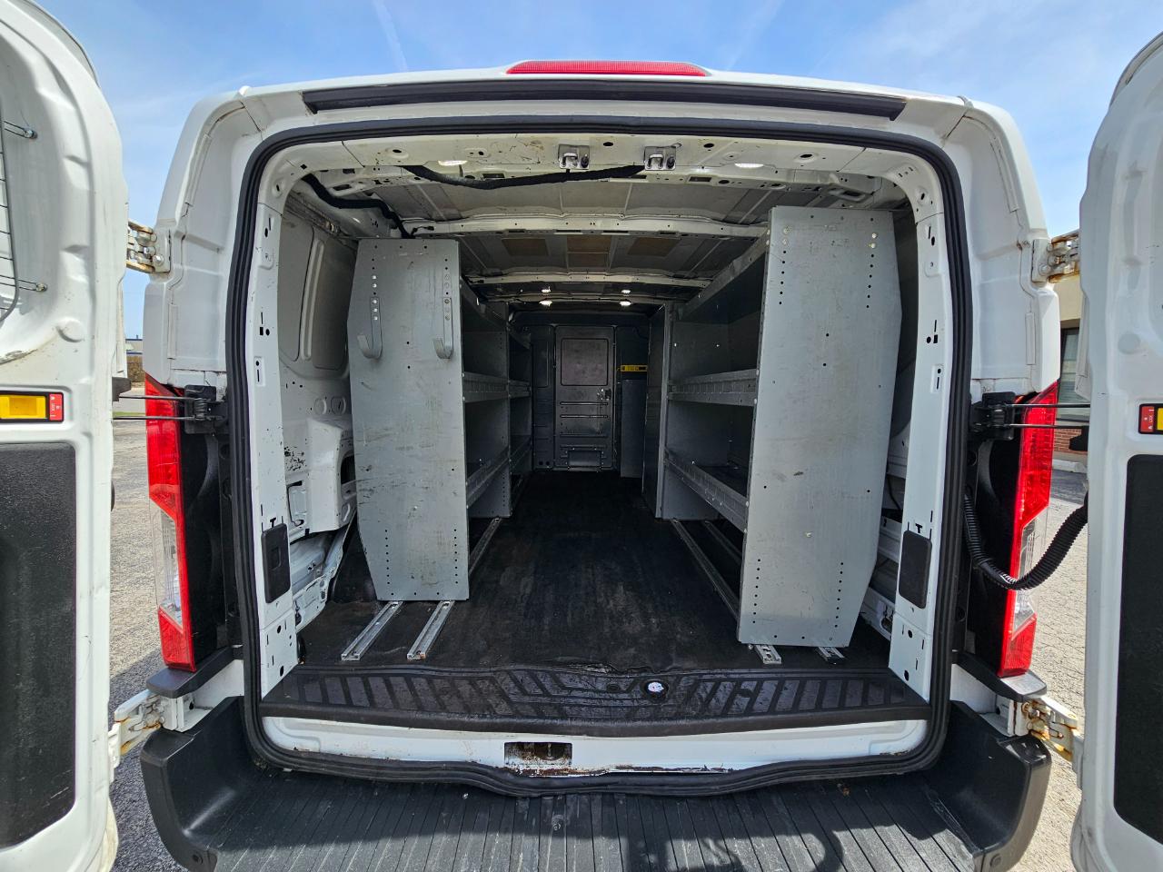 Ford Transit Van T-350 148" Low Rf 9500 GVWR Sliding RH Dr 2018