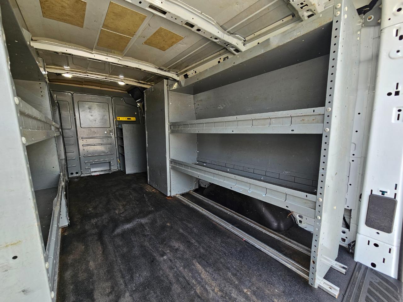 Ford Transit Van T-350 148" Low Rf 9500 GVWR Sliding RH Dr 2018