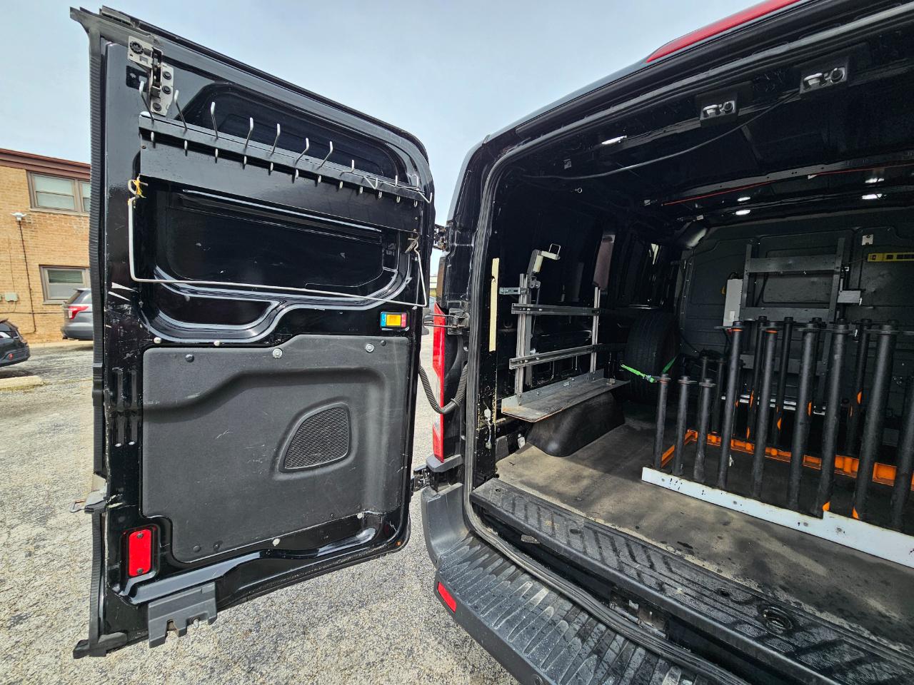 Ford Transit Van T-150 130" Low Rf 8600 GVWR Sliding RH Dr 2018