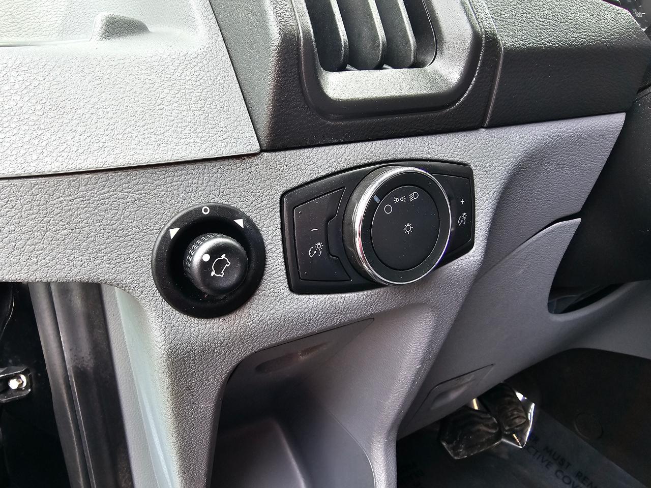 Ford Transit Van T-150 130" Low Rf 8600 GVWR Sliding RH Dr 2018