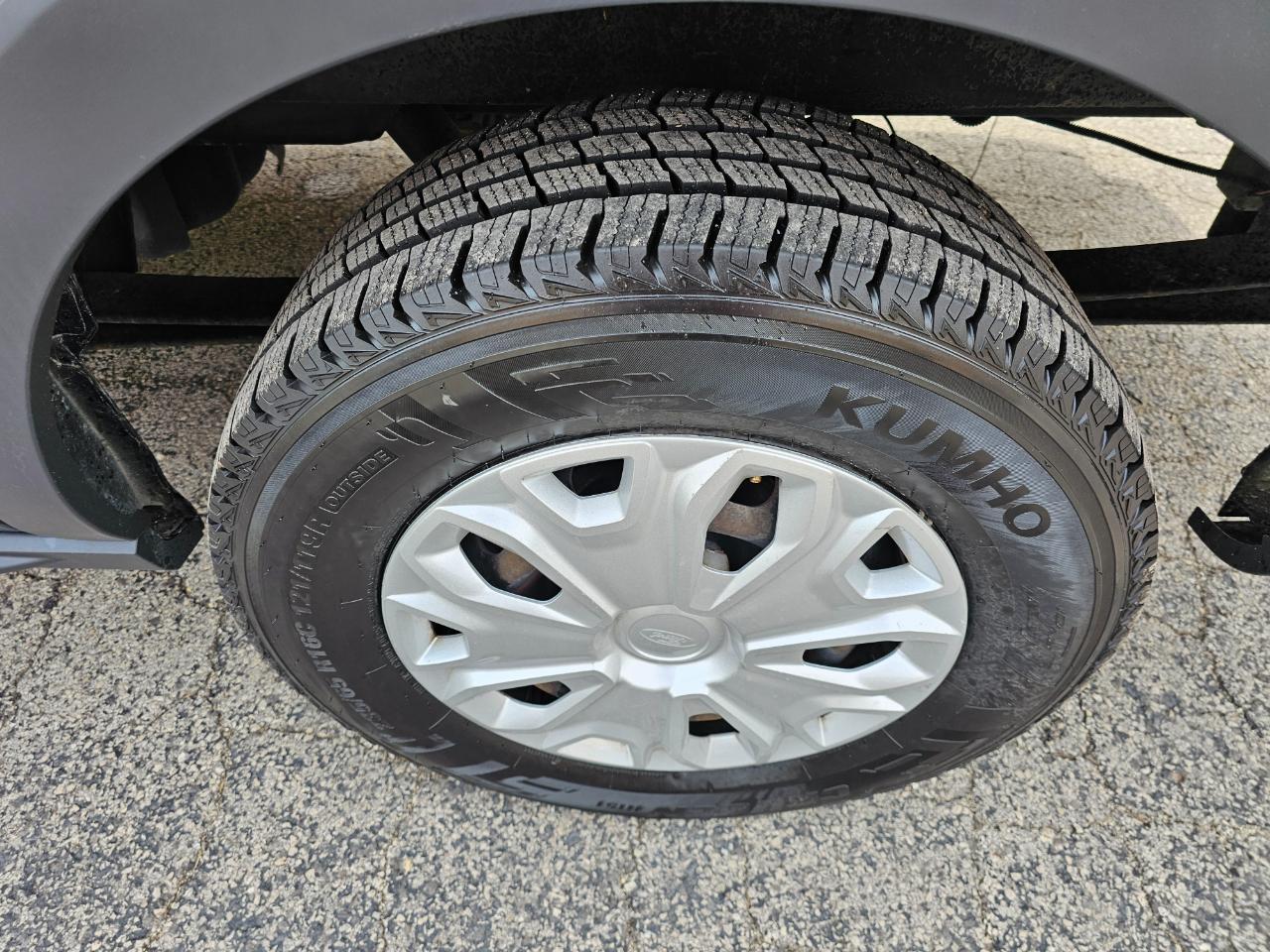 Ford Transit Van T-150 130" Low Rf 8600 GVWR Sliding RH Dr 2018