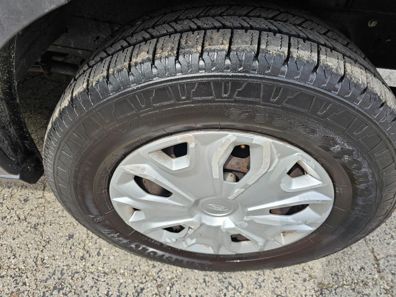 Ford Transit Van T-150 130" Low Rf 8600 GVWR Sliding RH Dr 2018