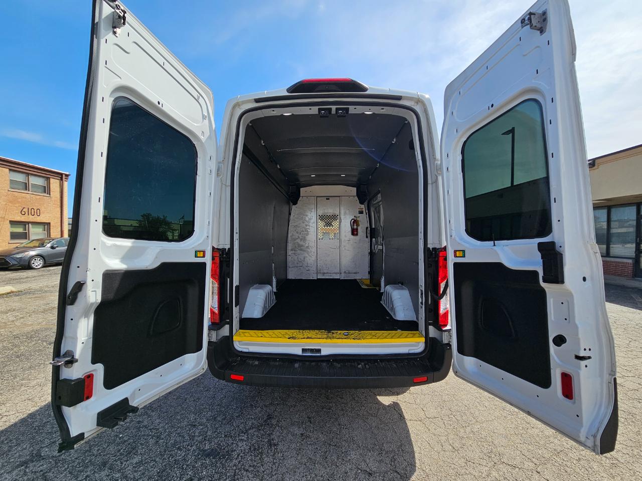 Ford Transit Van T-250 148" Hi Rf 9000 GVWR Sliding RH Dr 2018