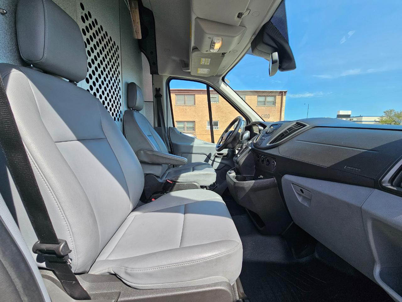 Ford Transit Van T-250 148" Hi Rf 9000 GVWR Sliding RH Dr 2018