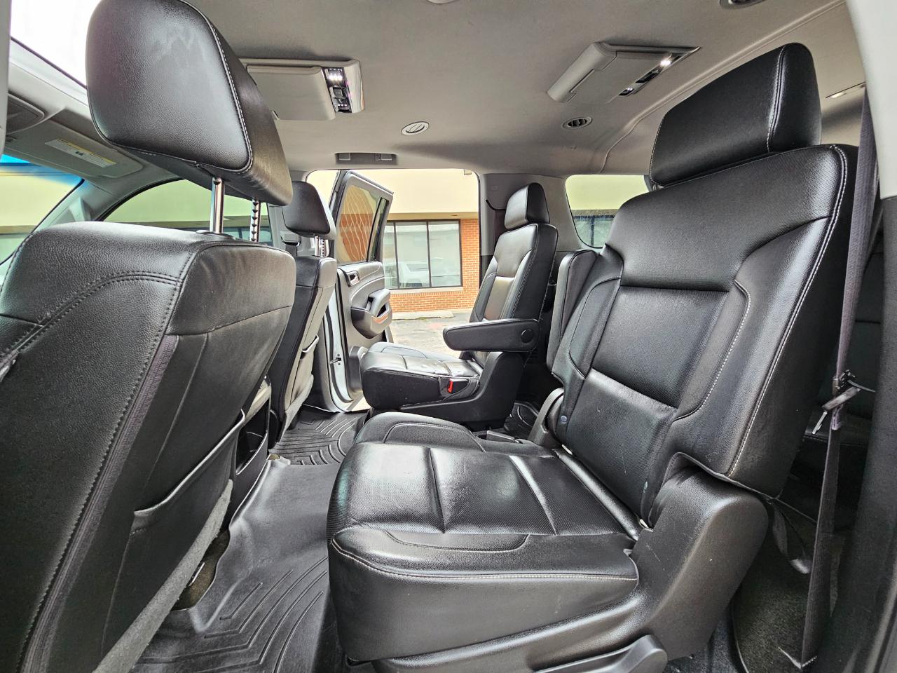 Chevrolet Suburban 4WD 4dr 1500 Premier 2017