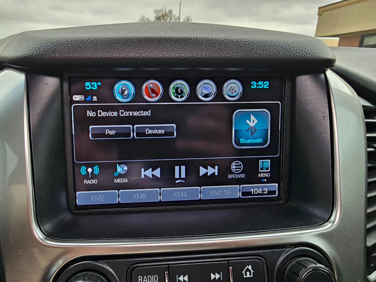 Chevrolet Suburban 4WD 4dr 1500 Premier 2017