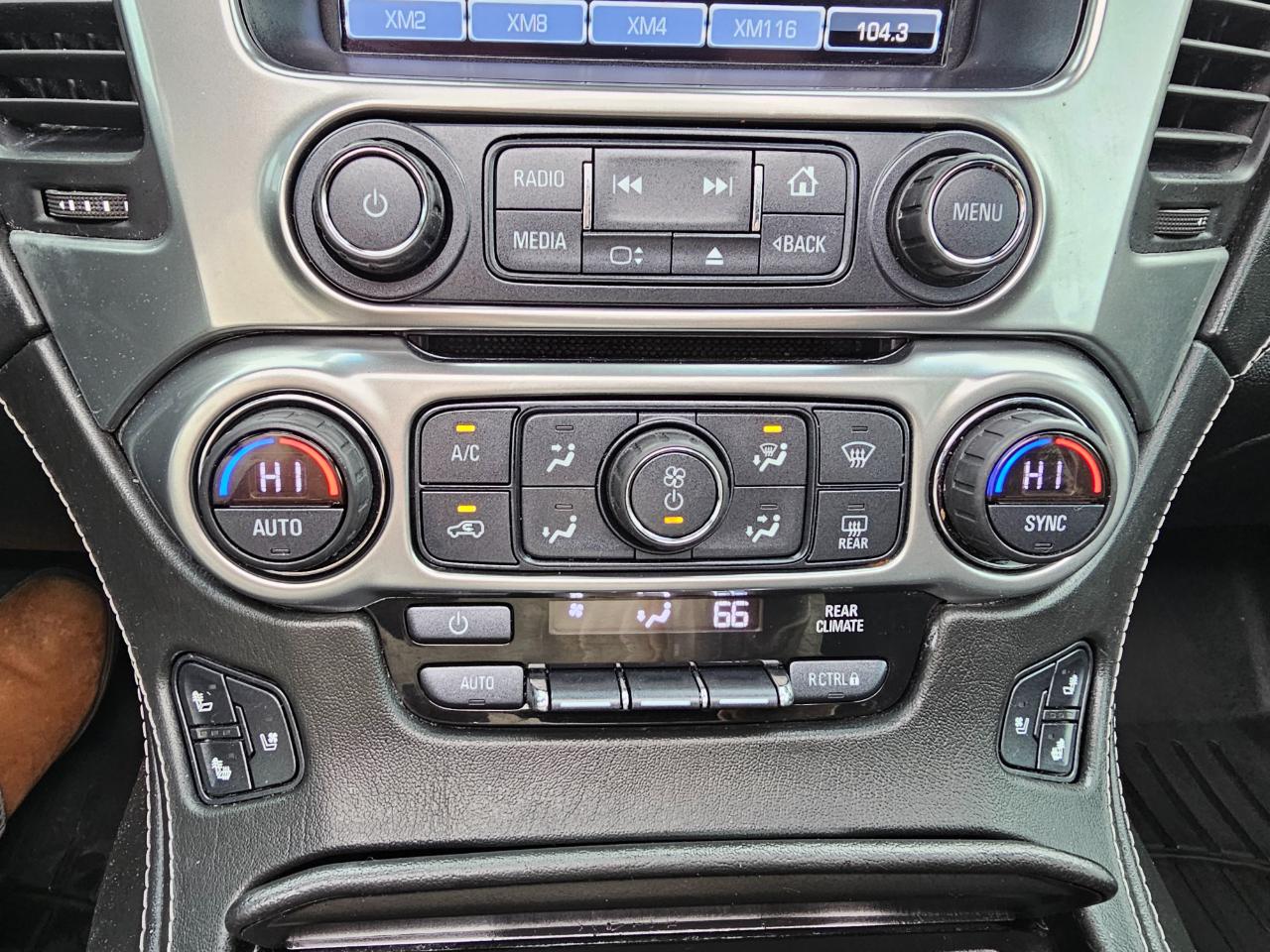 Chevrolet Suburban 4WD 4dr 1500 Premier 2017