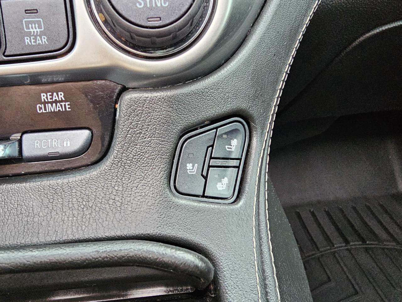 Chevrolet Suburban 4WD 4dr 1500 Premier 2017