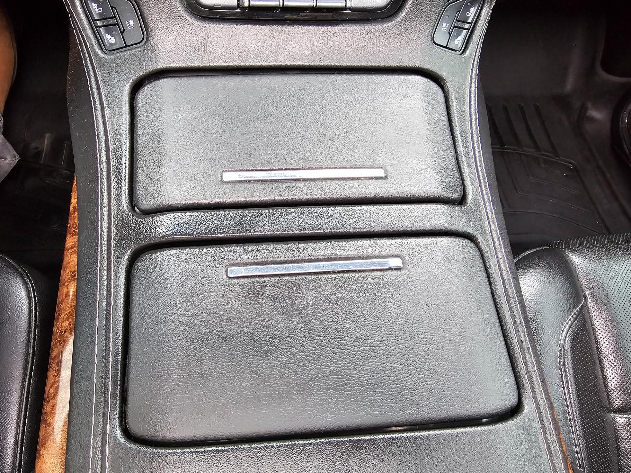 Chevrolet Suburban 4WD 4dr 1500 Premier 2017