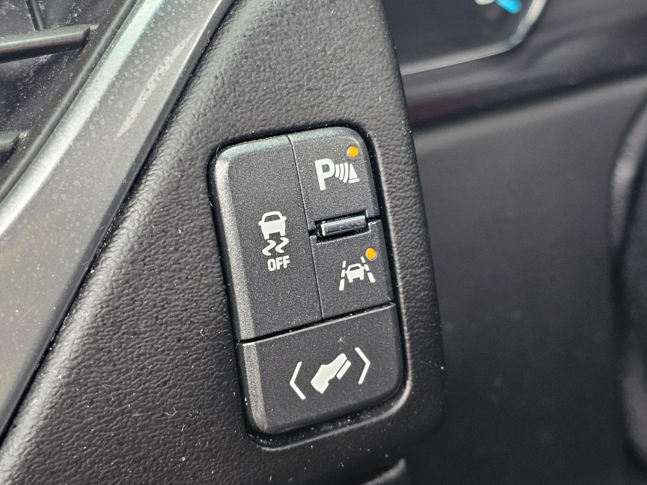 Chevrolet Suburban 4WD 4dr 1500 Premier 2017