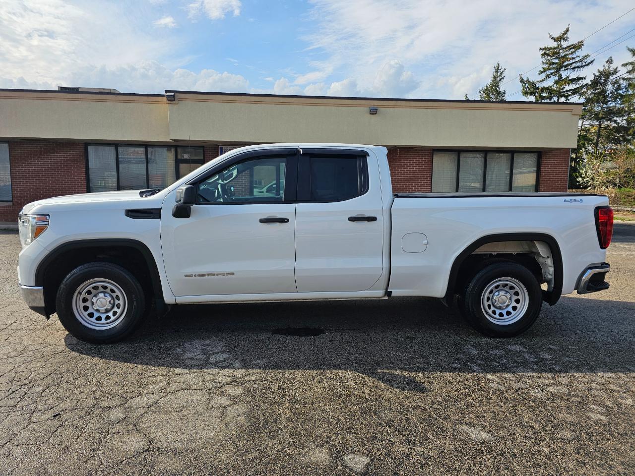 GMC Sierra 1500 4WD Double Cab 147" 2021