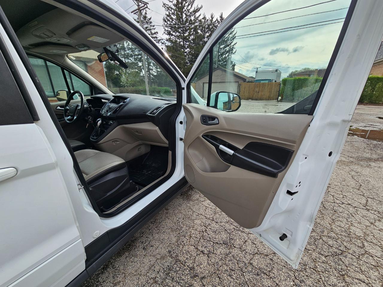 Ford Transit Connect Wagon 4dr Wgn LWB Titanium w/Rear Liftgate 2015