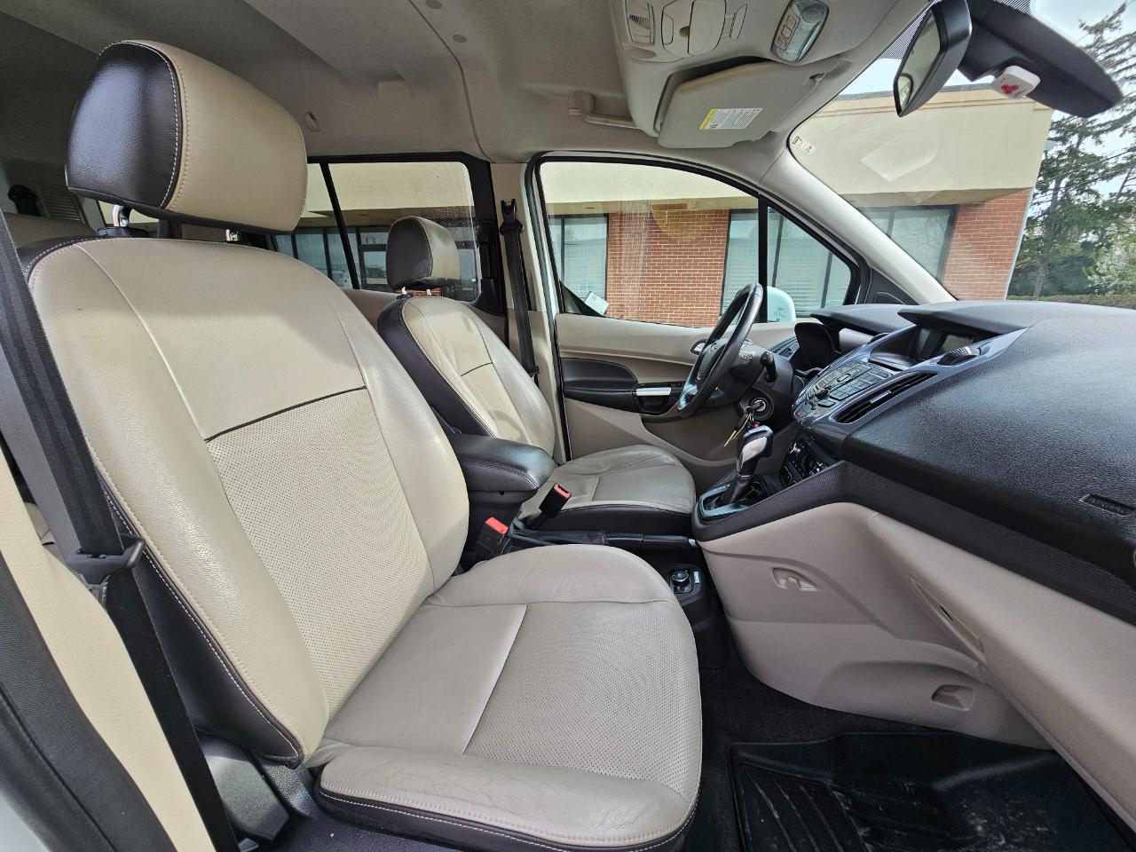 Ford Transit Connect Wagon 4dr Wgn LWB Titanium w/Rear Liftgate 2015