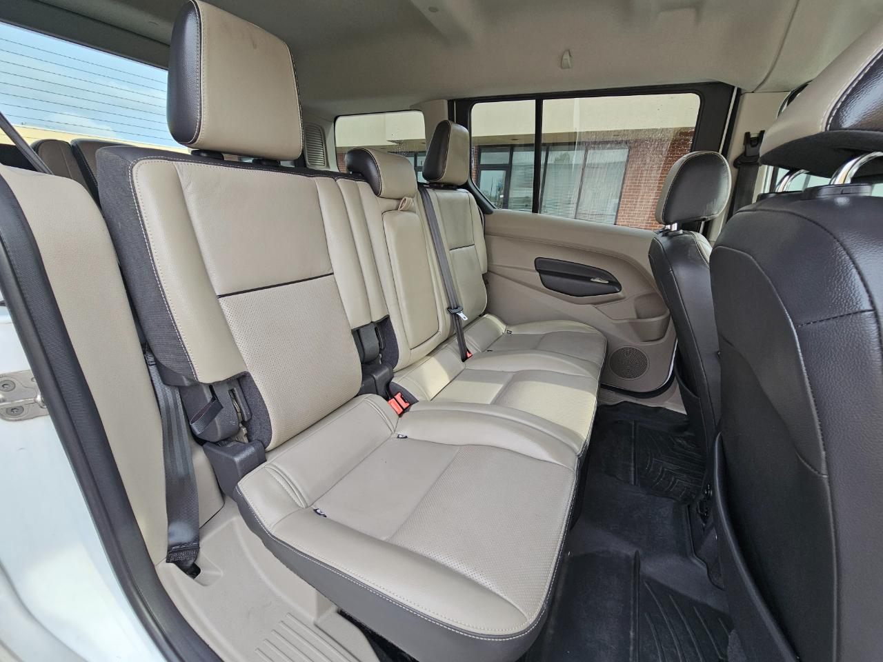 Ford Transit Connect Wagon 4dr Wgn LWB Titanium w/Rear Liftgate 2015