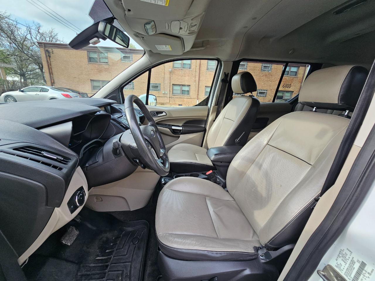 Ford Transit Connect Wagon 4dr Wgn LWB Titanium w/Rear Liftgate 2015