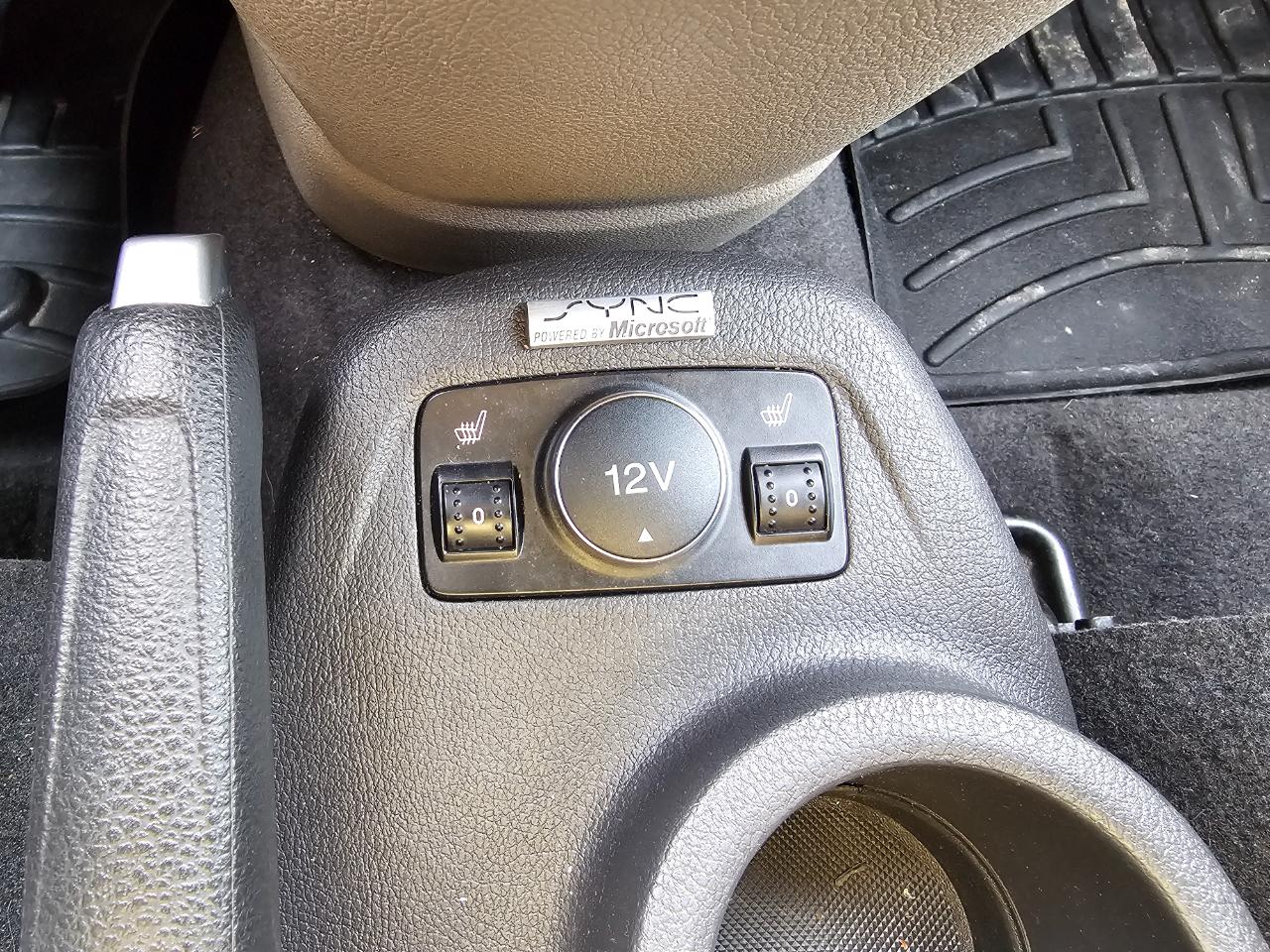 Ford Transit Connect Wagon 4dr Wgn LWB Titanium w/Rear Liftgate 2015