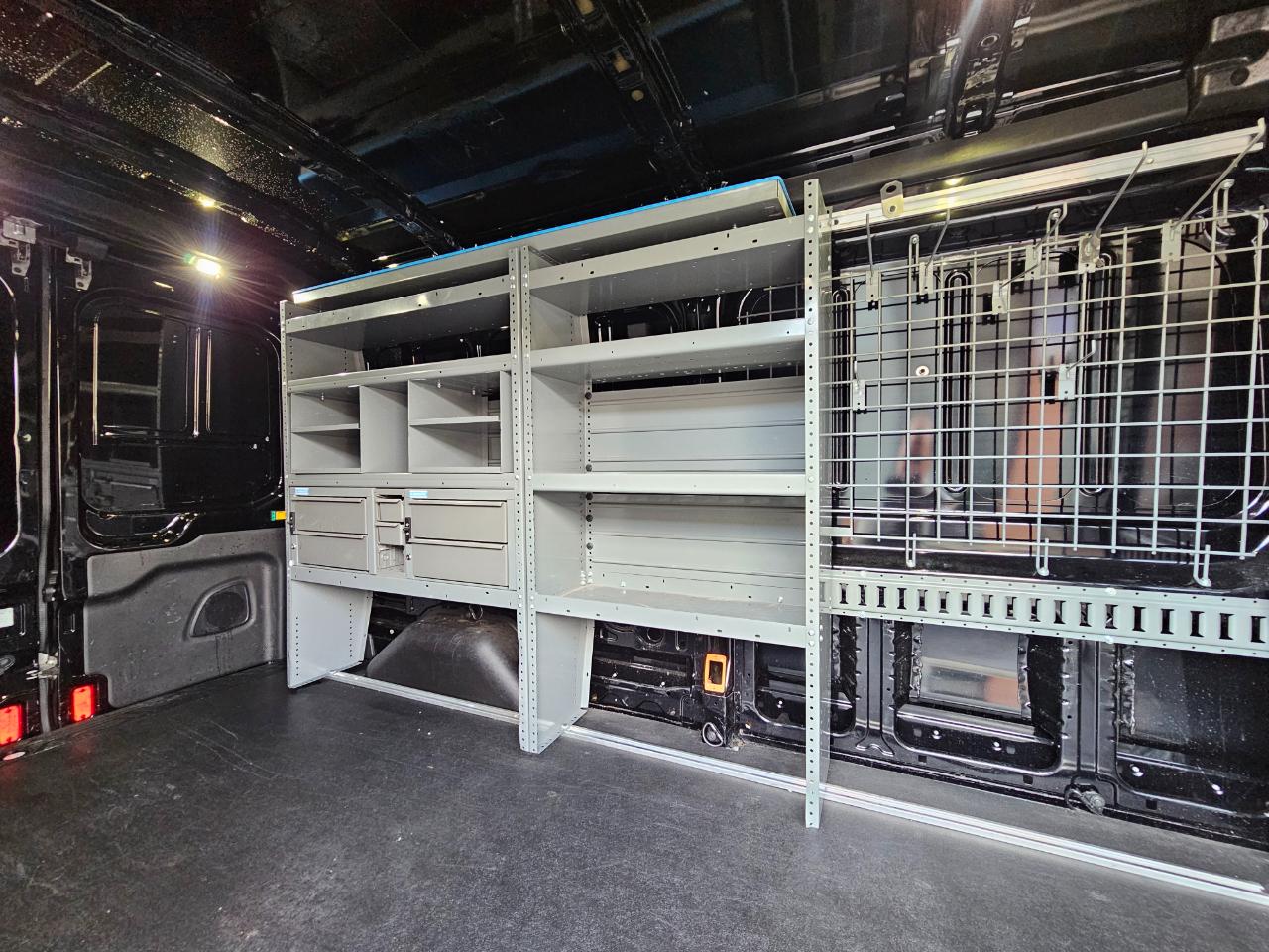 Ford Transit Van T-250 148" Med Rf 9000 GVWR Sliding RH Dr 2017