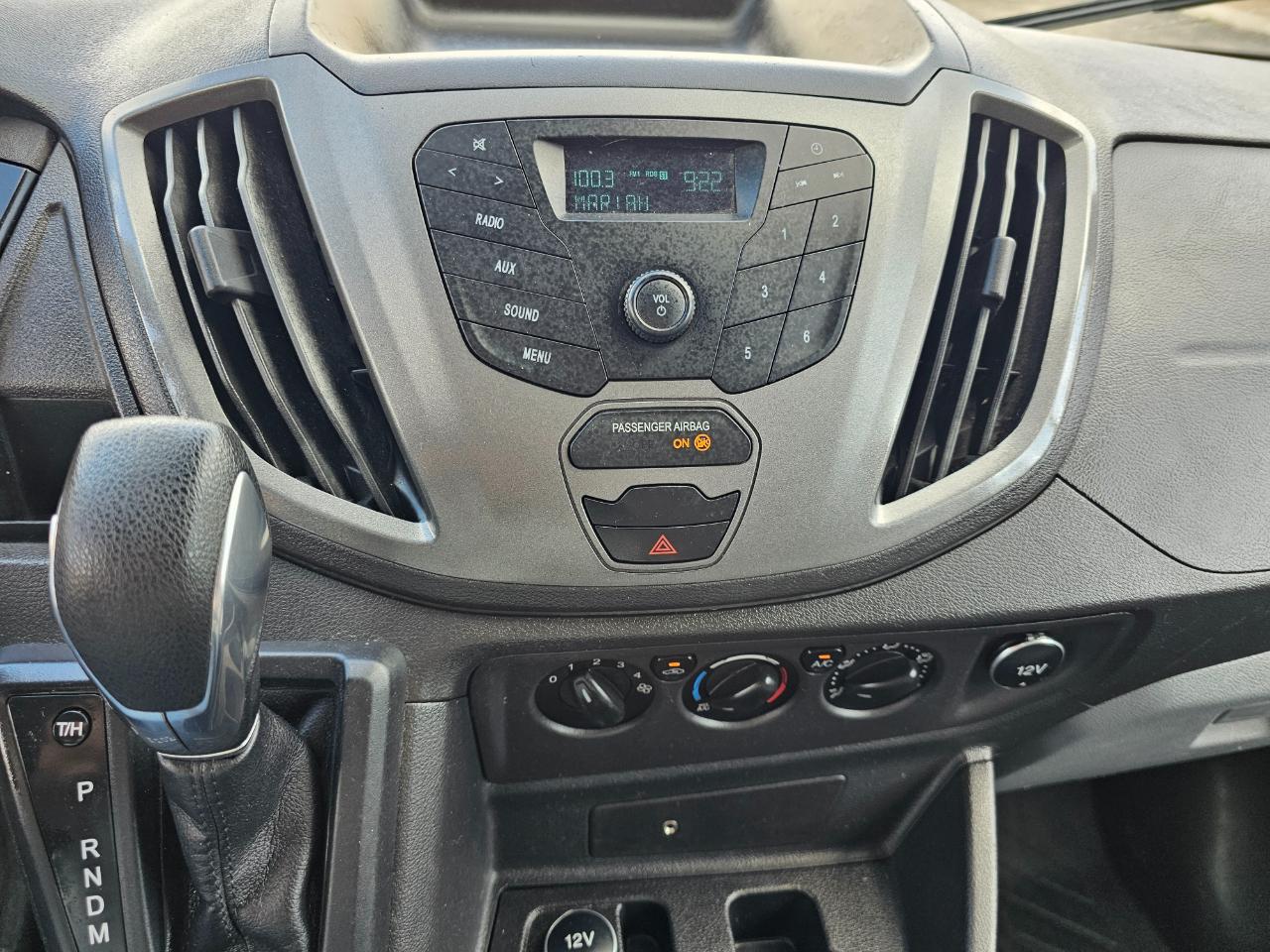 Ford Transit Van T-250 148" Med Rf 9000 GVWR Sliding RH Dr 2017