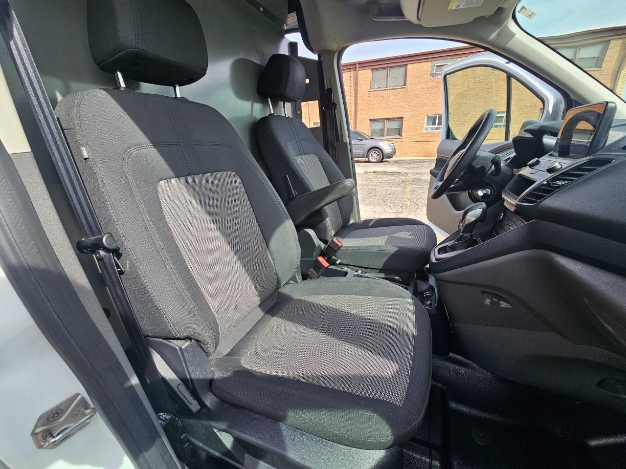 Ford Transit Connect Van XL LWB w/Rear Symmetrical Doors 2020