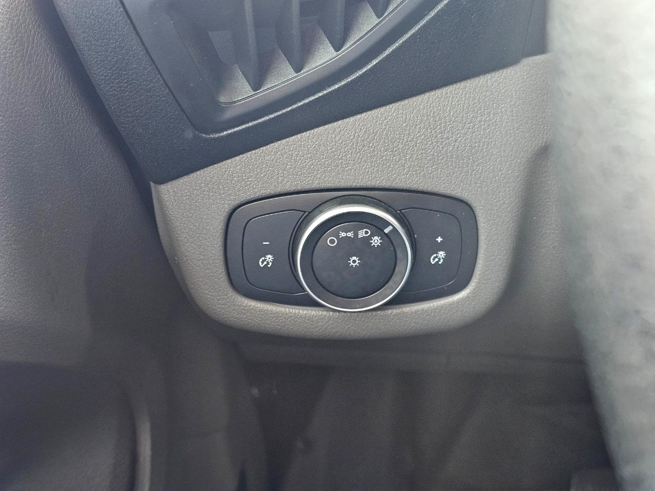 Ford Transit Connect Van XL LWB w/Rear Symmetrical Doors 2020